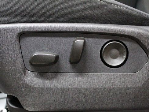 New 2026 GMC Sierra 1500 Elevation image 17