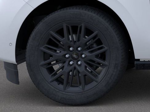 New 2026 Ford Expedition Max Platinum image 19