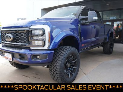 New 2026 Ford F250 Lariat w/ Black Appearance Package
