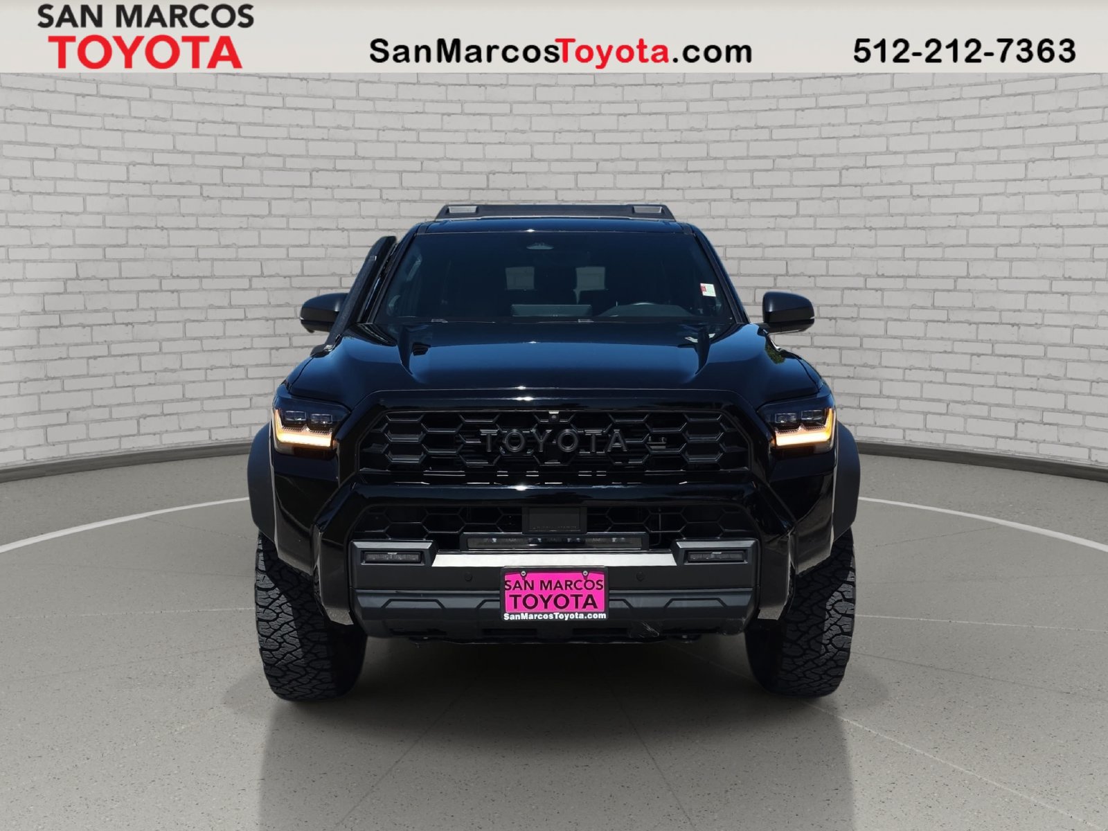 Used 2025 Toyota 4Runner Trailhunter AWD/4WD image 2