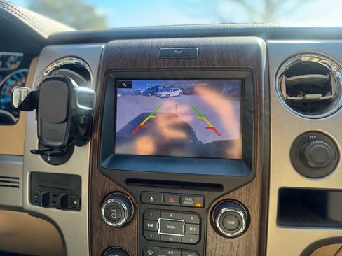 Used 2013 Ford F150 Lariat w/ Mid Equipment Group image 11