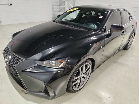 Used 2019 Lexus IS 300 F Sport w/ F Sport Package AWD/4WD image 18
