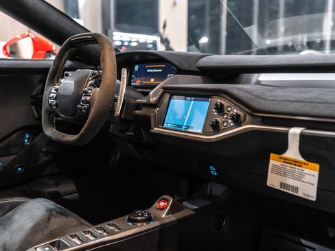 Used 2019 Ford GT image 28