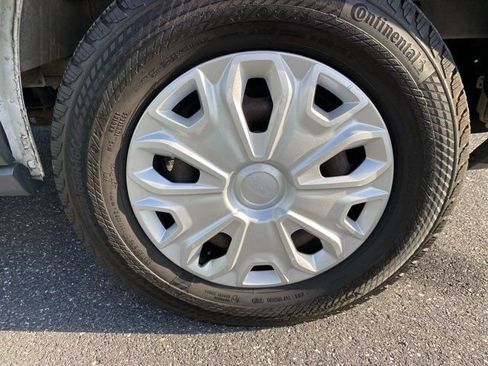 Used 2016 Ford Transit 350 XLT RWD image 24