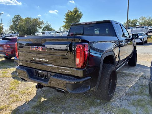 Used 2020 GMC Sierra 1500 Denali w/ Denali Ultimate Package AWD/4WD image 8