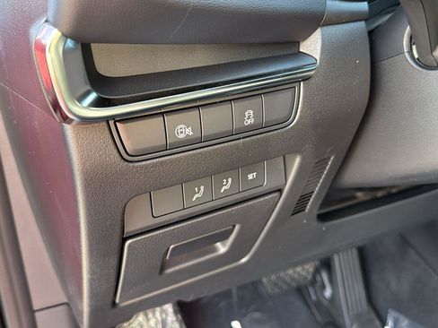 New 2025 MAZDA MAZDA3 s image 8