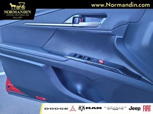 Used 2025 Toyota Camry LE FWD image 15