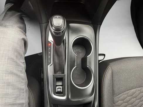 Used 2021 Chevrolet Equinox LT image 28