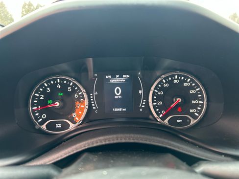 Used 2018 Jeep Renegade Latitude image 10