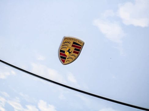 Used 2023 Porsche Panamera Platinum Edition image 6