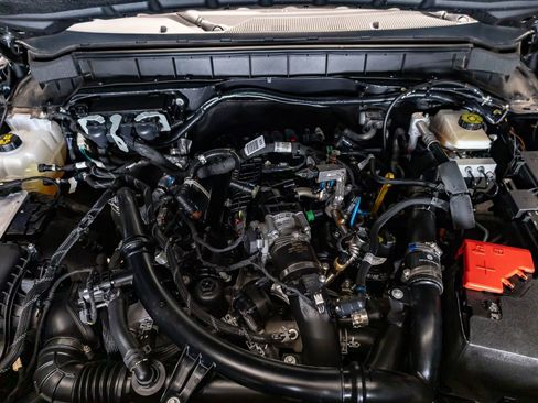 Used 2022 Ford Bronco Wildtrak image 26