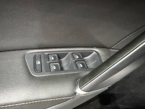 Used 2019 Volkswagen Golf Alltrack S AWD/4WD image 14