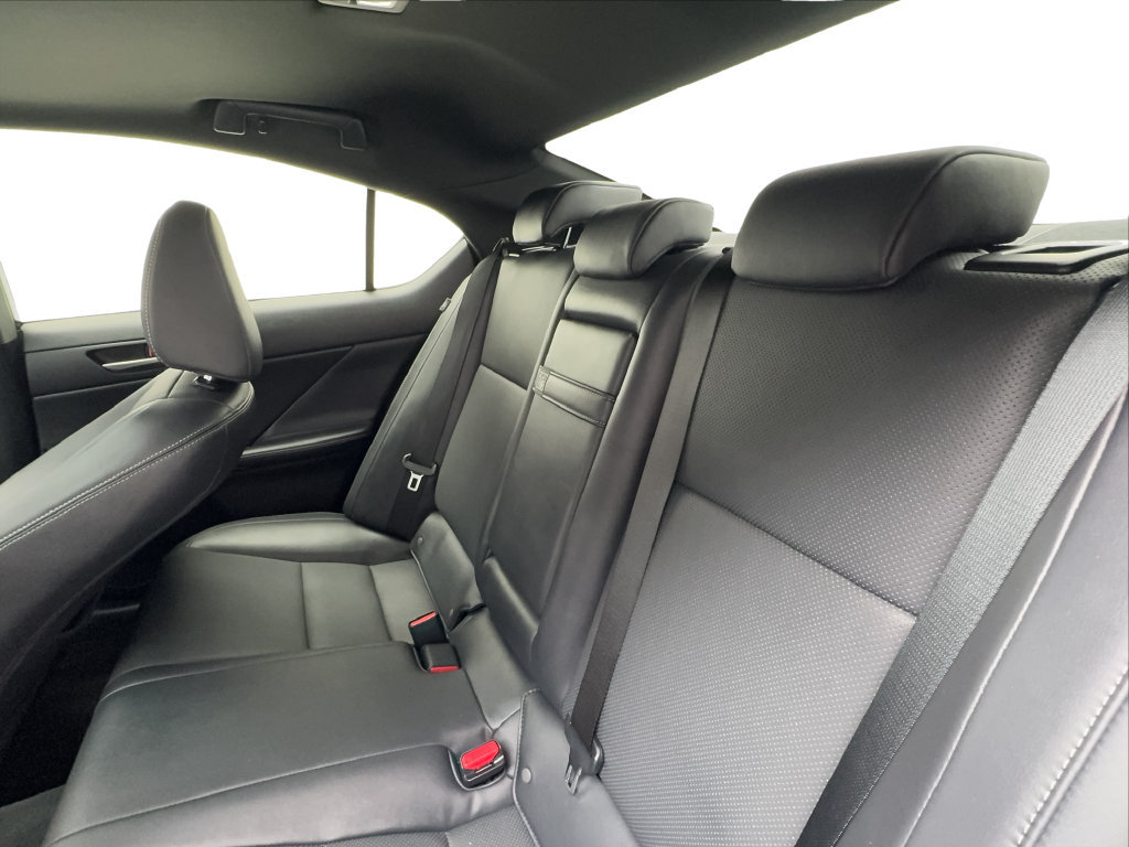Used 2023 Lexus IS 300 w/ Comfort Package RWD image 27