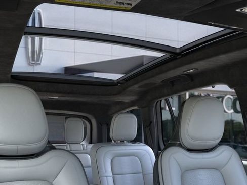 New 2026 Lincoln Aviator Black Label w/ Jet Appearance Package AWD/4WD image 23