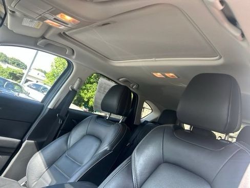 Used 2025 MAZDA CX-5 AWD 2.5 S w/ Preferred Package image 8