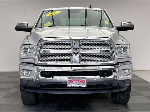 Used 2017 RAM 2500 Laramie w/ Convenience Group image 2