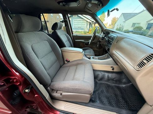 Used 2001 Ford Explorer Sport Trac 4dr image 10