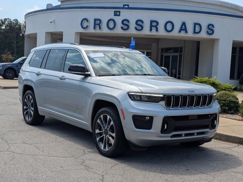 Used 2023 Jeep Grand Cherokee L Overland AWD/4WD image 1