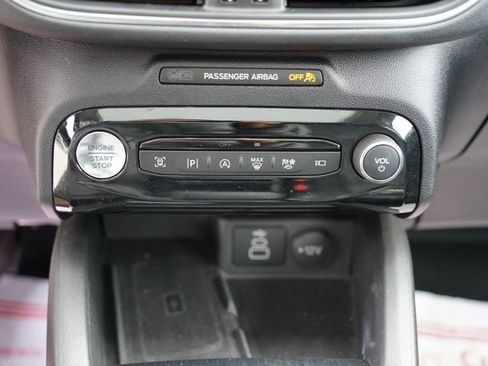 Certified 2024 Ford Escape Platinum w/ Premium Technology Package AWD/4WD image 16