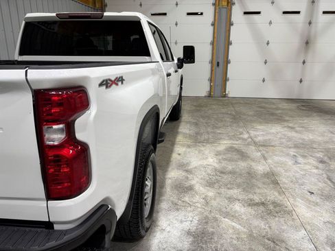 Used 2021 Chevrolet Silverado 2500 W/T w/ WT Convenience Package AWD/4WD image 10