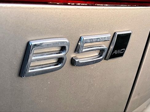 New 2026 Volvo XC60 B5 Plus w/ Protection Package Premier image 9