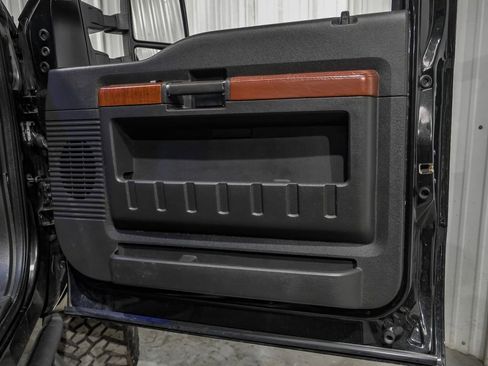 Used 2013 Ford F350 King Ranch w/ FX4 Off Road Pkg image 41