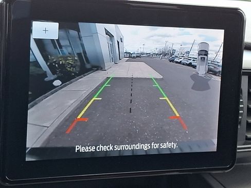 Certified 2023 Ford Explorer XLT image 22