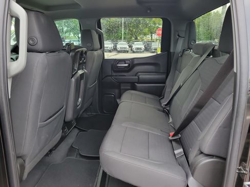 Used 2022 Chevrolet Silverado 1500 Custom RWD image 12