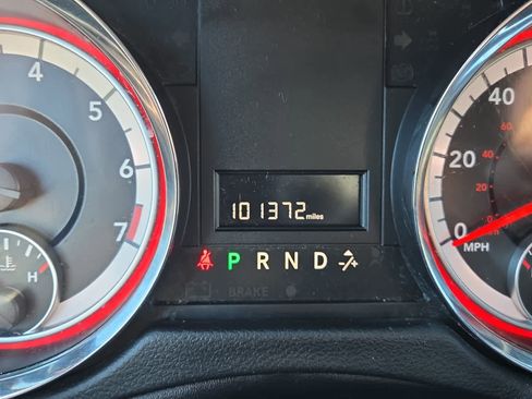 Used 2018 Dodge Grand Caravan SXT w/ Driver Convenience Group image 22