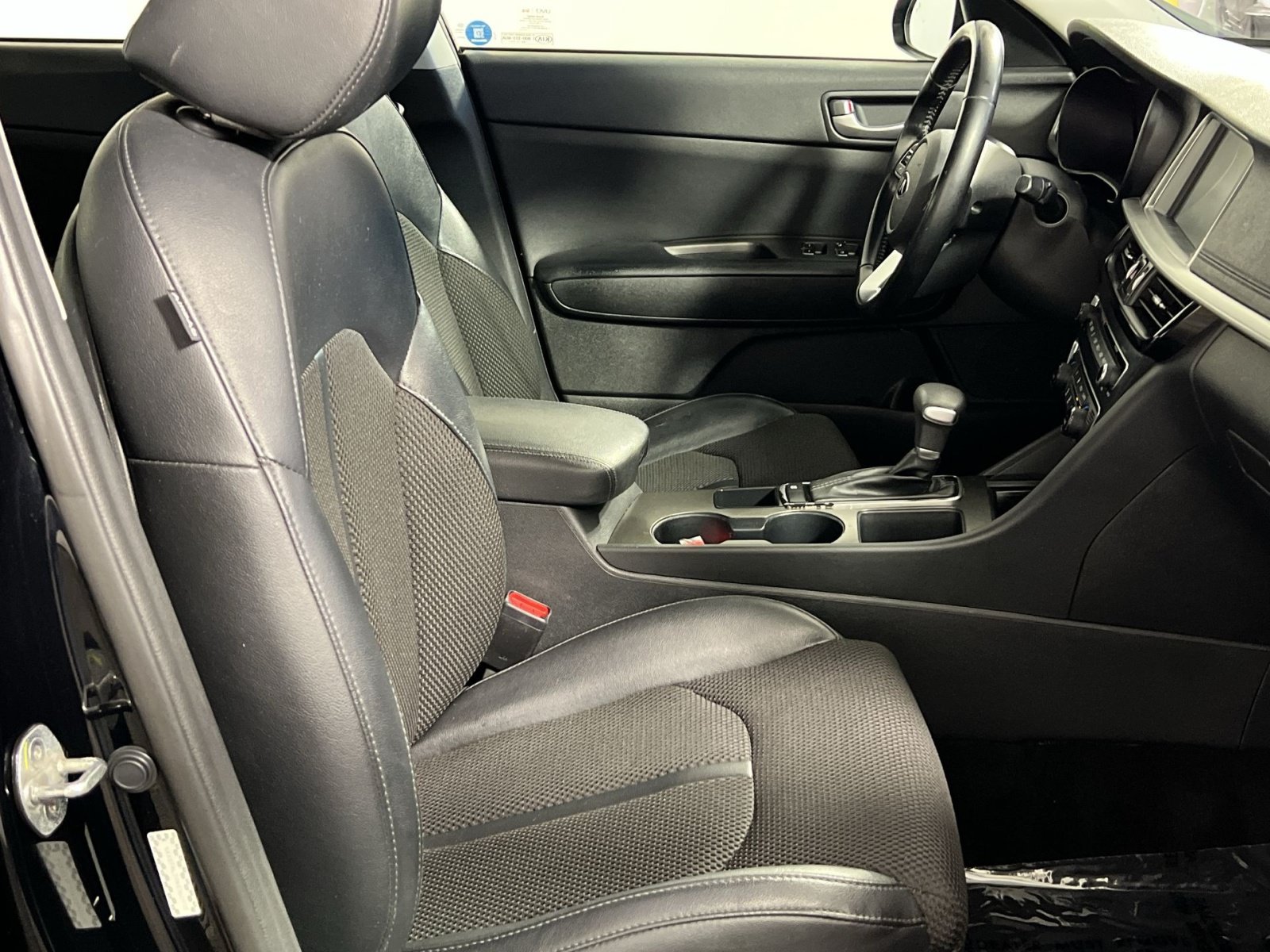 Used 2019 Kia Optima S w/ S Panoramic Sunroof Package FWD image 28