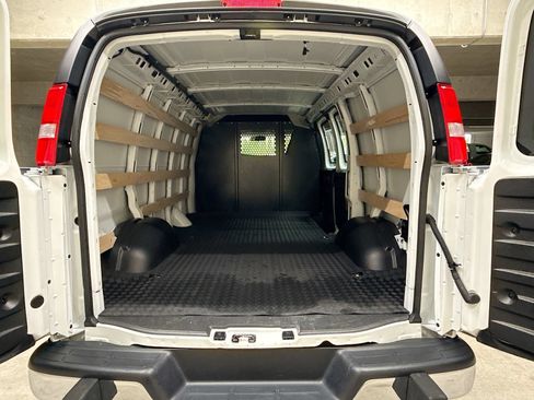 Used 2025 Chevrolet Express 2500 w/ Driver Convenience Package RWD image 23