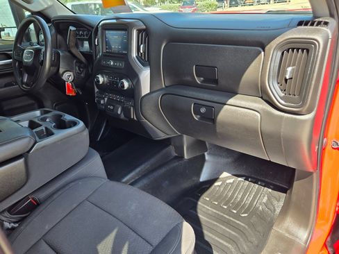 Used 2021 GMC Sierra 2500 4x4 Crew Cab w/ Gooseneck/5TH Wheel Package image 24