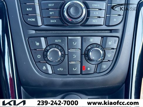 Used 2019 Buick Cascada Premium image 31