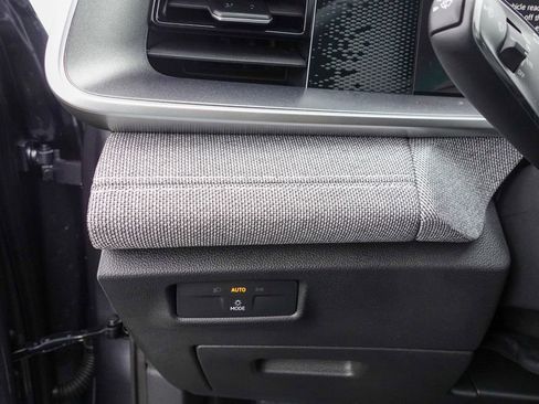 New 2026 Volkswagen Tiguan S image 18