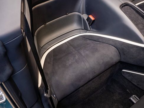 Used 2024 Ferrari Roma Spider image 25