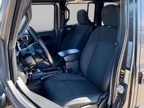 Used 2022 Jeep Wrangler Unlimited Sport AWD/4WD image 8