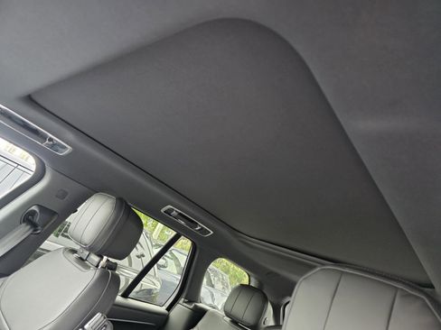 New 2026 Land Rover Range Rover SE image 11