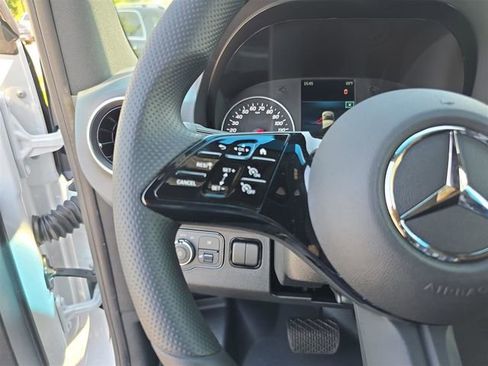 New 2025 Mercedes-Benz Sprinter 2500 image 28