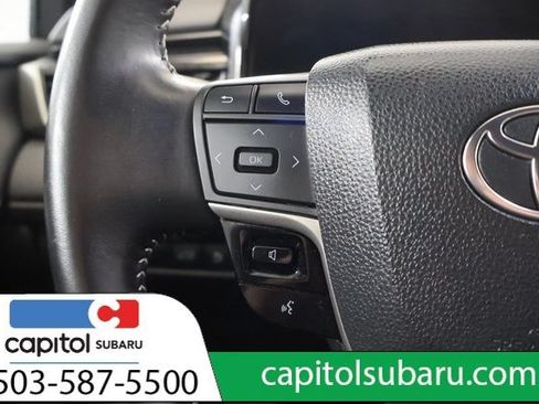 Used 2025 Toyota Camry SE FWD image 18