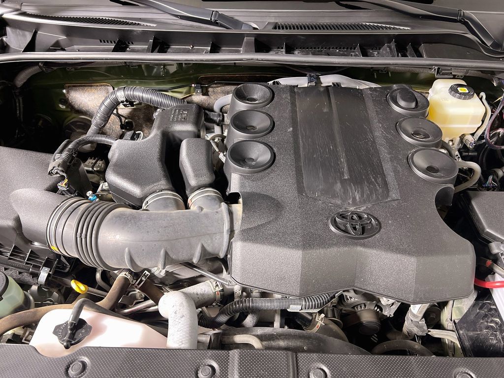 Used 2021 Toyota 4Runner Trail Special Edition AWD/4WD image 25