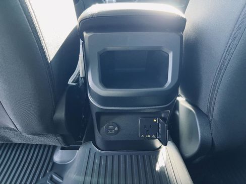 New 2025 Ford Ranger XLT w/ FX4 Off-Road Package image 39