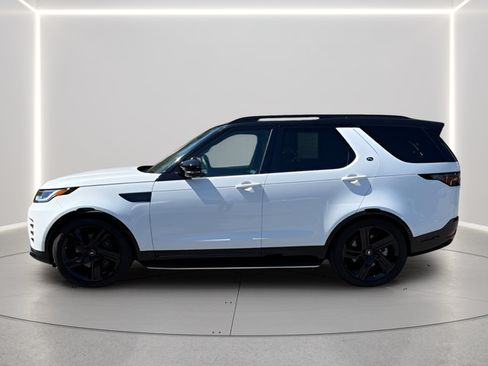 Certified 2025 Land Rover Discovery Dynamic SE AWD/4WD image 2