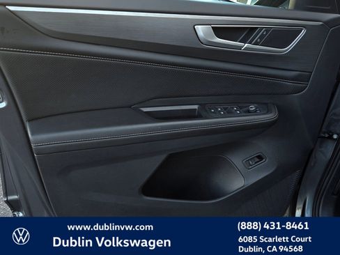 Certified 2024 Volkswagen Atlas Cross Sport SE image 10