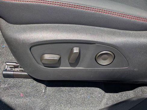New 2026 Chevrolet Traverse RS w/ LPO, Floor Liner Package FWD image 23