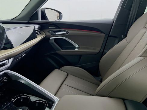 New 2025 Audi Q5 Premium Plus image 24
