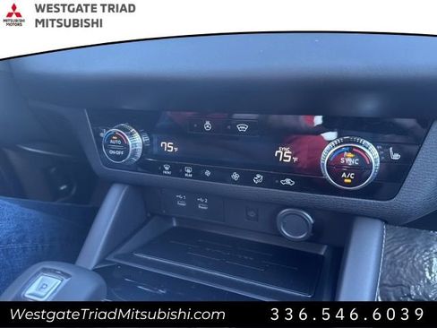 New 2026 Mitsubishi Outlander SE image 21