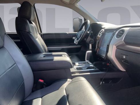 Used 2019 Toyota Tundra Limited w/ Limited Premium Package AWD/4WD image 17