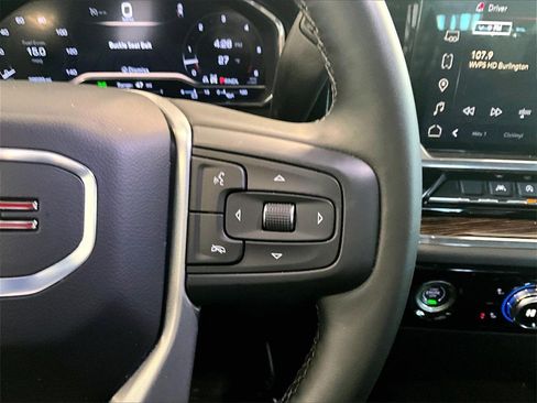 Used 2024 GMC Sierra 1500 Elevation image 24