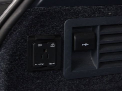 Used 2020 Land Rover Range Rover Long Wheelbase HSE image 38