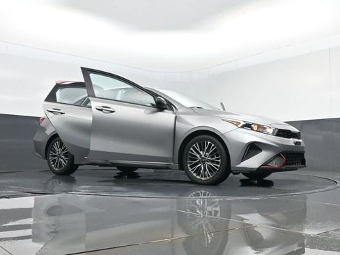Used 2023 Kia Forte GT-Line FWD image 31